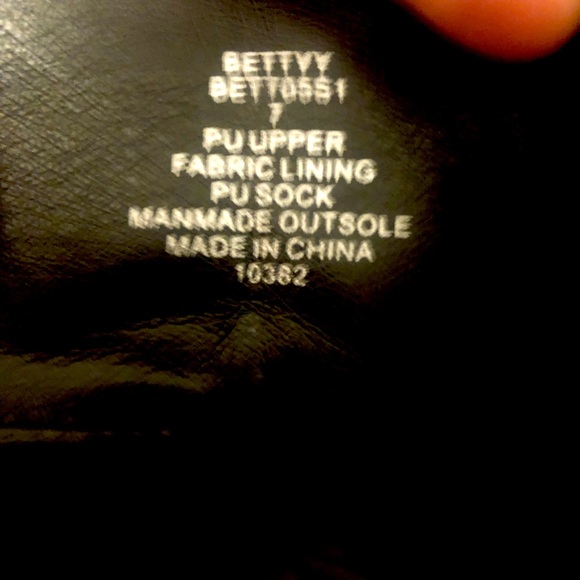 Steve Madden “Betty” style combat boots. - Picture 9 of 9
